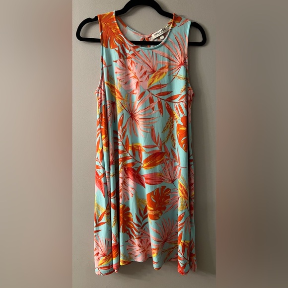 Harlow & Rose Dresses & Skirts - 🆕 Harlow & Rose Vibrant Tropical Leaf Print Midi Dress